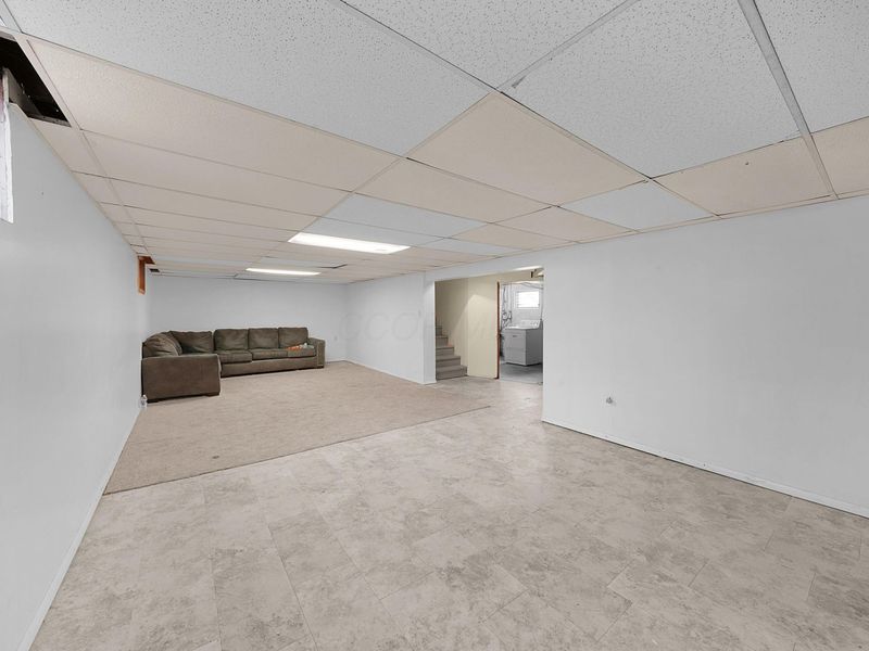 310 N Grener Avenue, Columbus, OH 43228 Photo 23