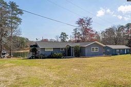 47 Ridgewood Lane photo 4