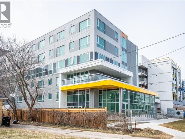 316 BATAVIA Place , Unit 121, Waterloo, ON N2L3W2