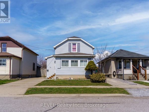 24 Lyndon Street West, Thorold (Thorold Downtown), ON L2V3J7