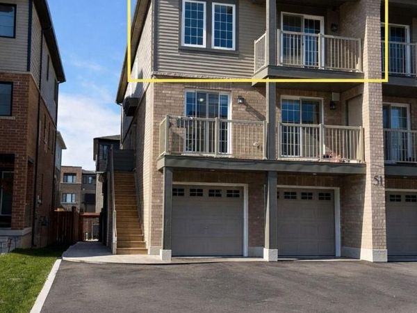 51 Hay Lane North, Unit 3, Barrie, ON L9J0C2