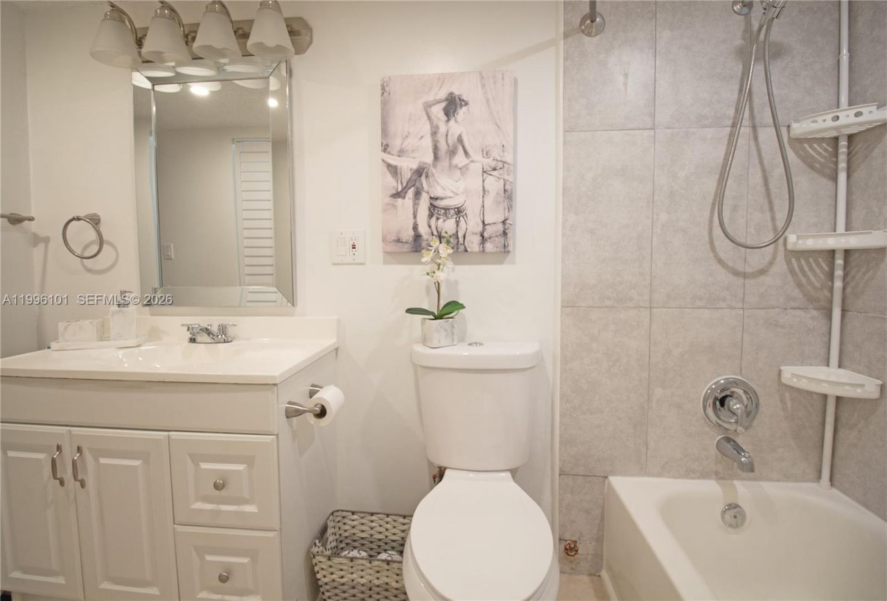 6020 NW 64th Ave, Unit 108, Tamarac, FL 33319 Photo