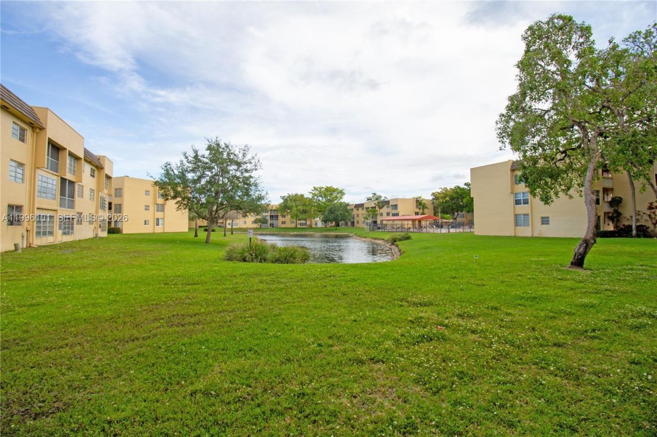 6020 NW 64th Ave , Unit 108, Tamarac, FL 33319 Photo