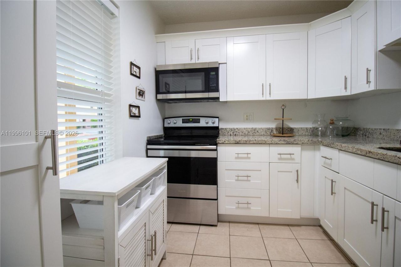 6020 NW 64th Ave, Unit 108, Tamarac, FL 33319 Photo