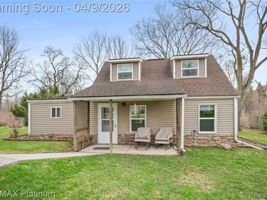 131 Myrtle Avenue, Scio Twp, MI 48103