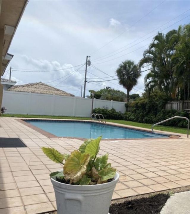 1230 SE 14th Drive, Deerfield Beach, FL 33441 Photo