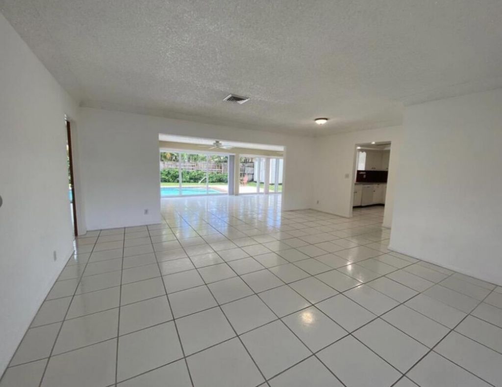 1230 SE 14th Drive, Deerfield Beach, FL 33441 Photo