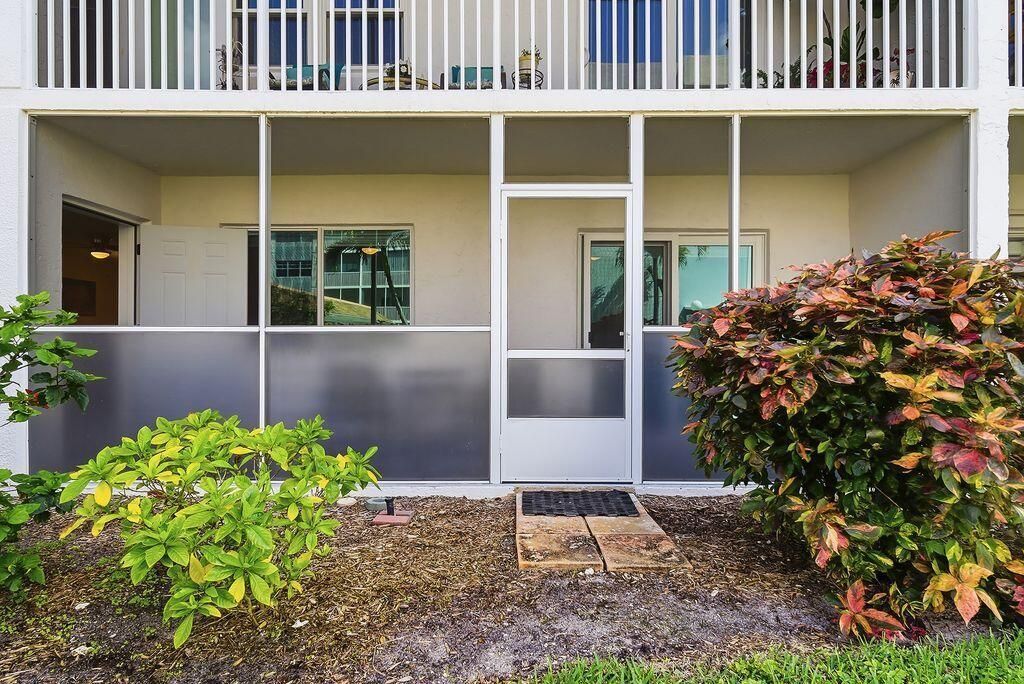1516 S Lakeside Drive, Unit #110, Lake Worth Beach, FL 33460 Photo