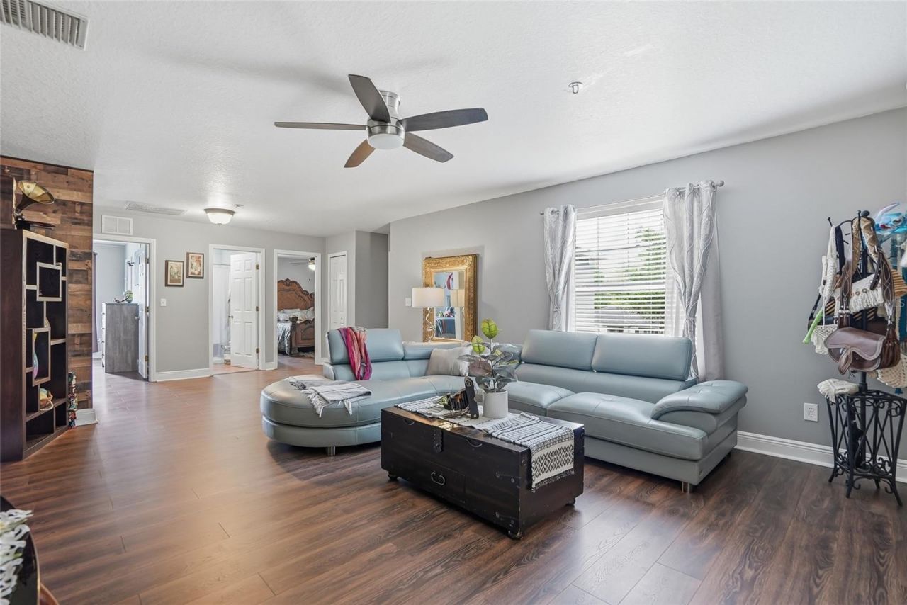 30902 Temple Stand Avenue, Wesley Chapel, FL 33543 Photo
