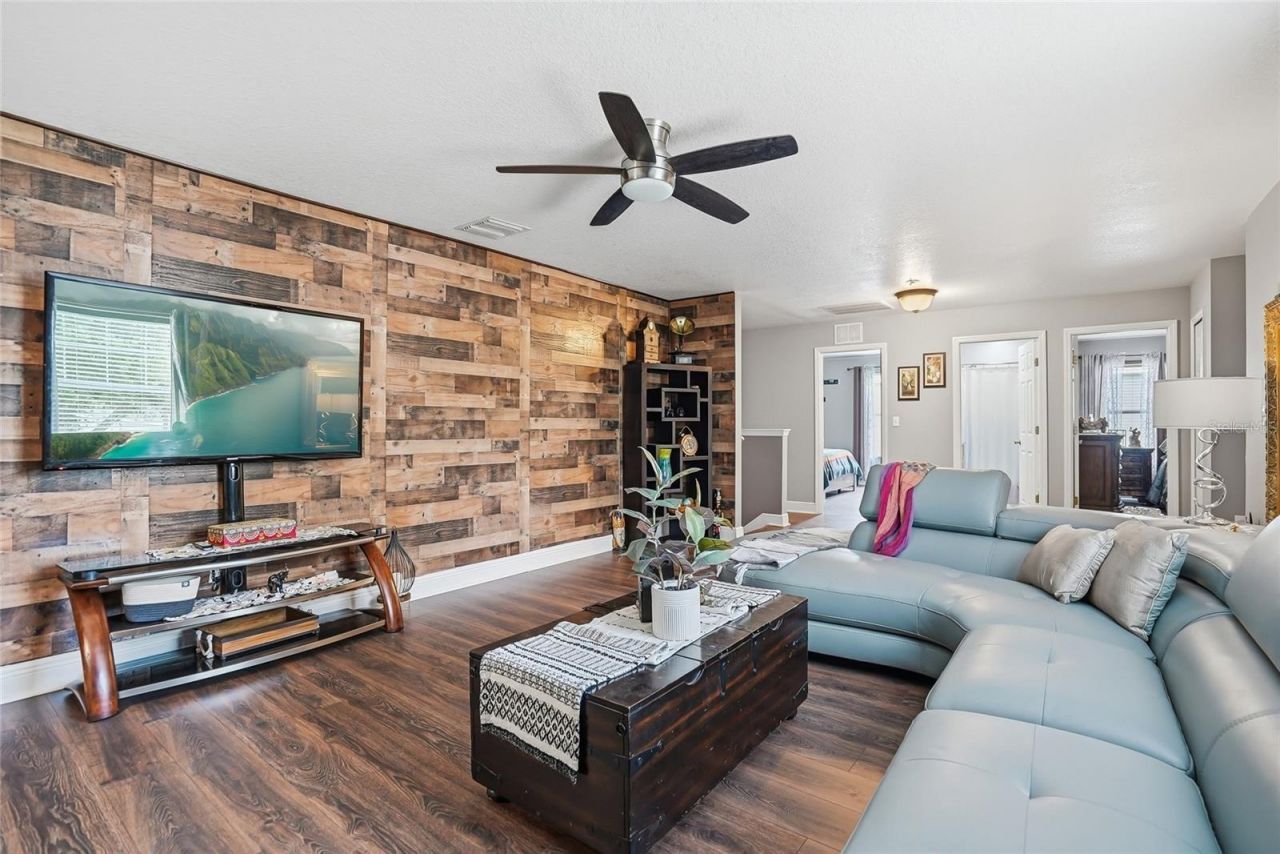 30902 Temple Stand Avenue, Wesley Chapel, FL 33543 Photo
