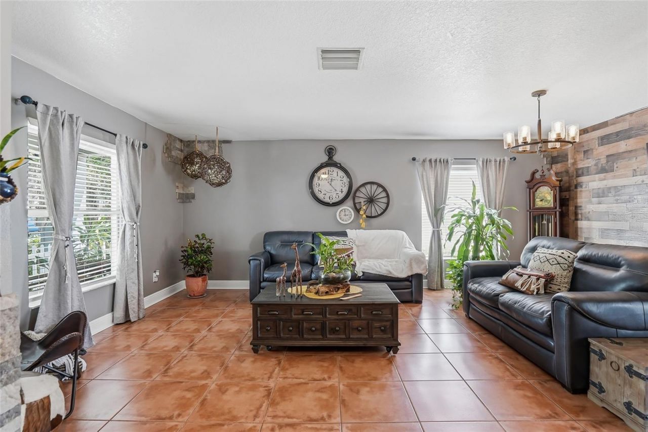 30902 Temple Stand Avenue, Wesley Chapel, FL 33543 Photo