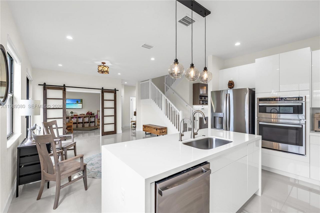 14606 SW 22nd Ter, Miami, FL 33175 Photo