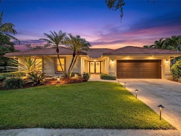 1601 Eastlake Way, Weston, FL 33326