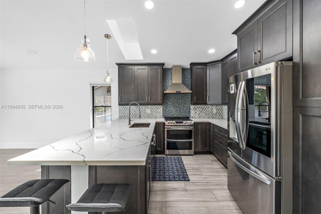 1601 Eastlake Way, Weston, FL 33326 Photo