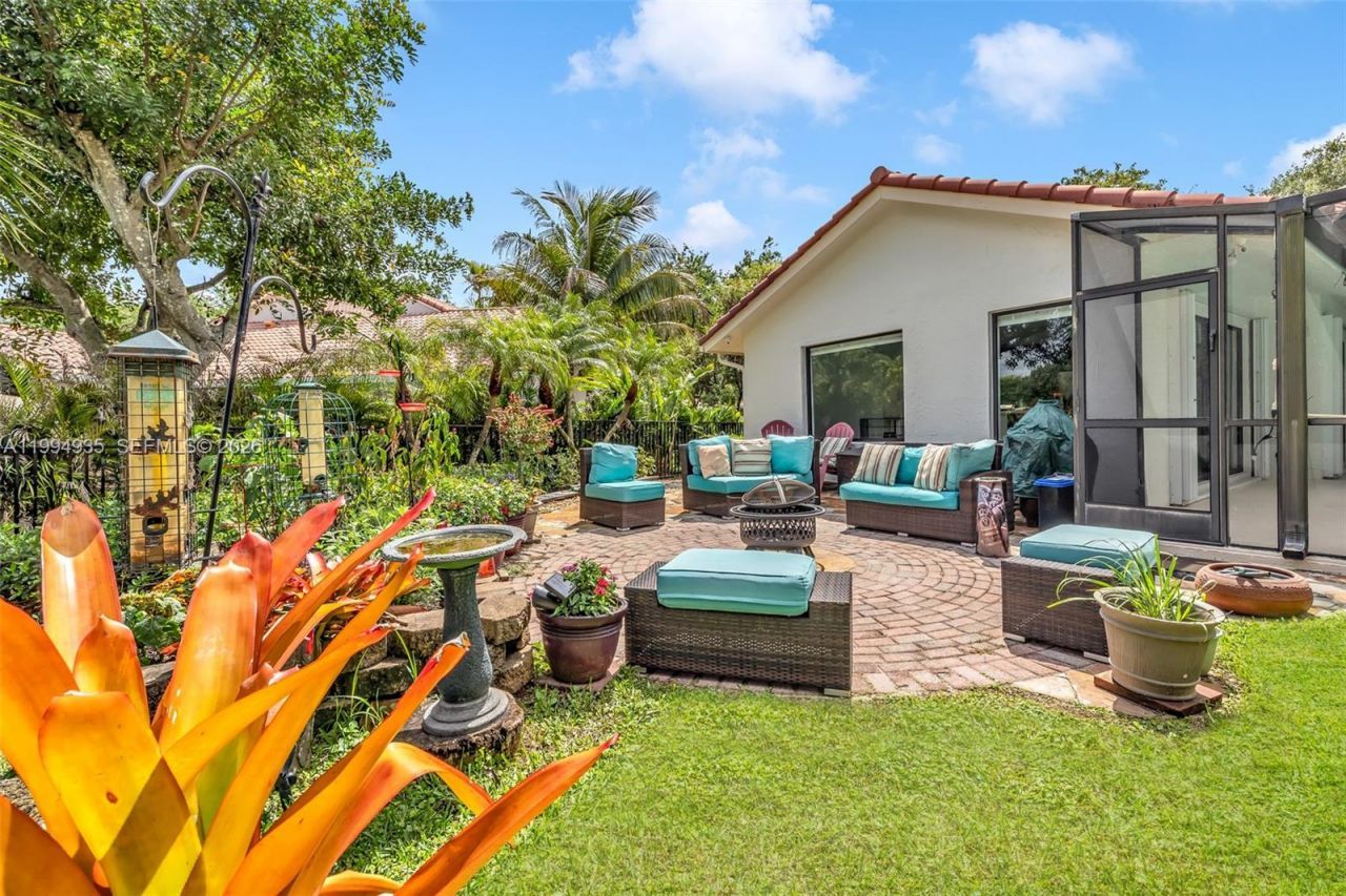 1601 Eastlake Way, Weston, FL 33326 Photo