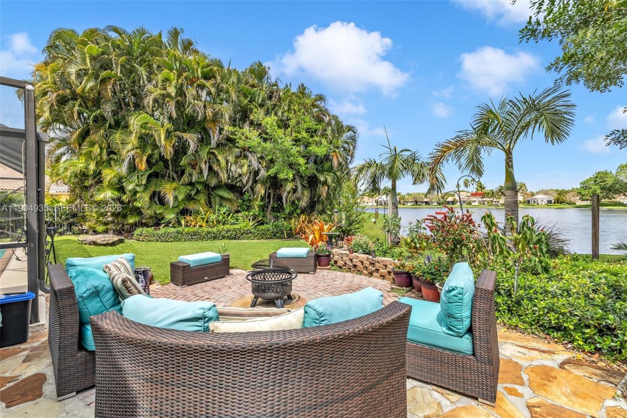 1601 Eastlake Way, Weston, FL 33326 Photo