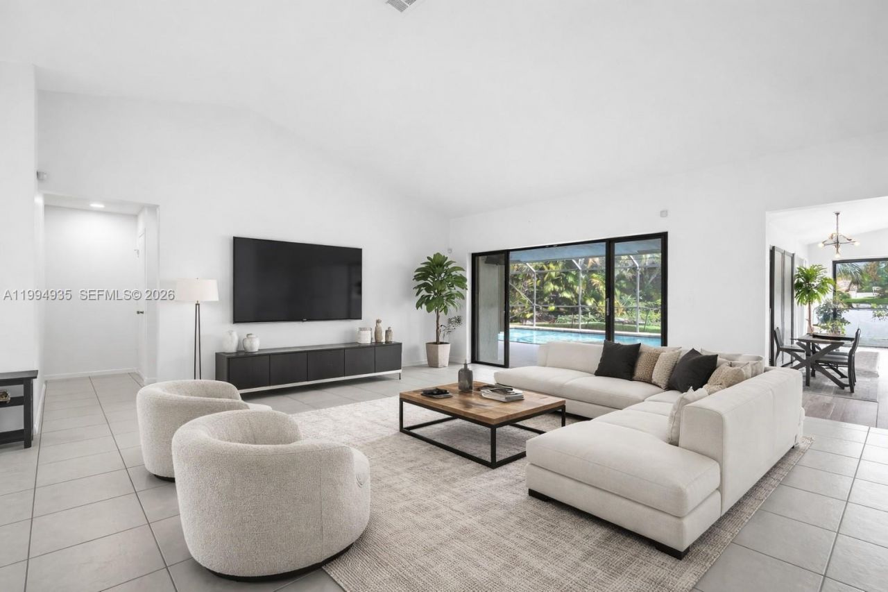 1601 Eastlake Way, Weston, FL 33326 Photo