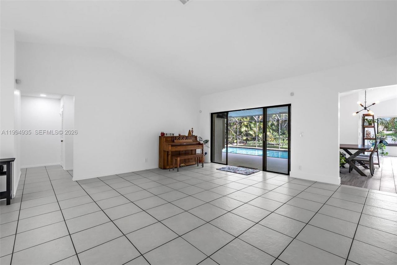 1601 Eastlake Way, Weston, FL 33326 Photo