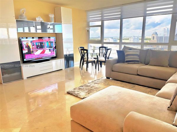 100 Lincoln Rd, Unit PH4, Miami Beach, FL 33139