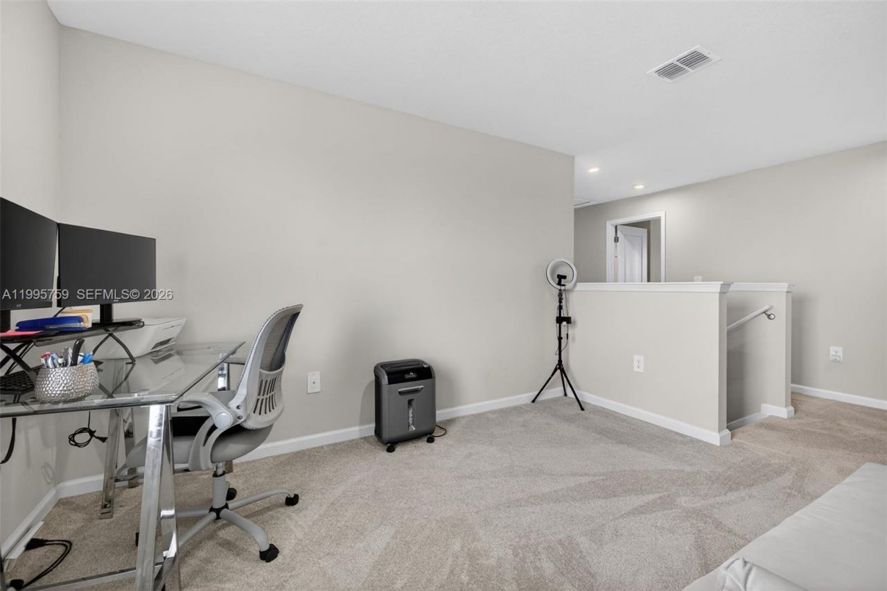 220 Raspberry Rd , Fort Pierce, FL 34981 Photo