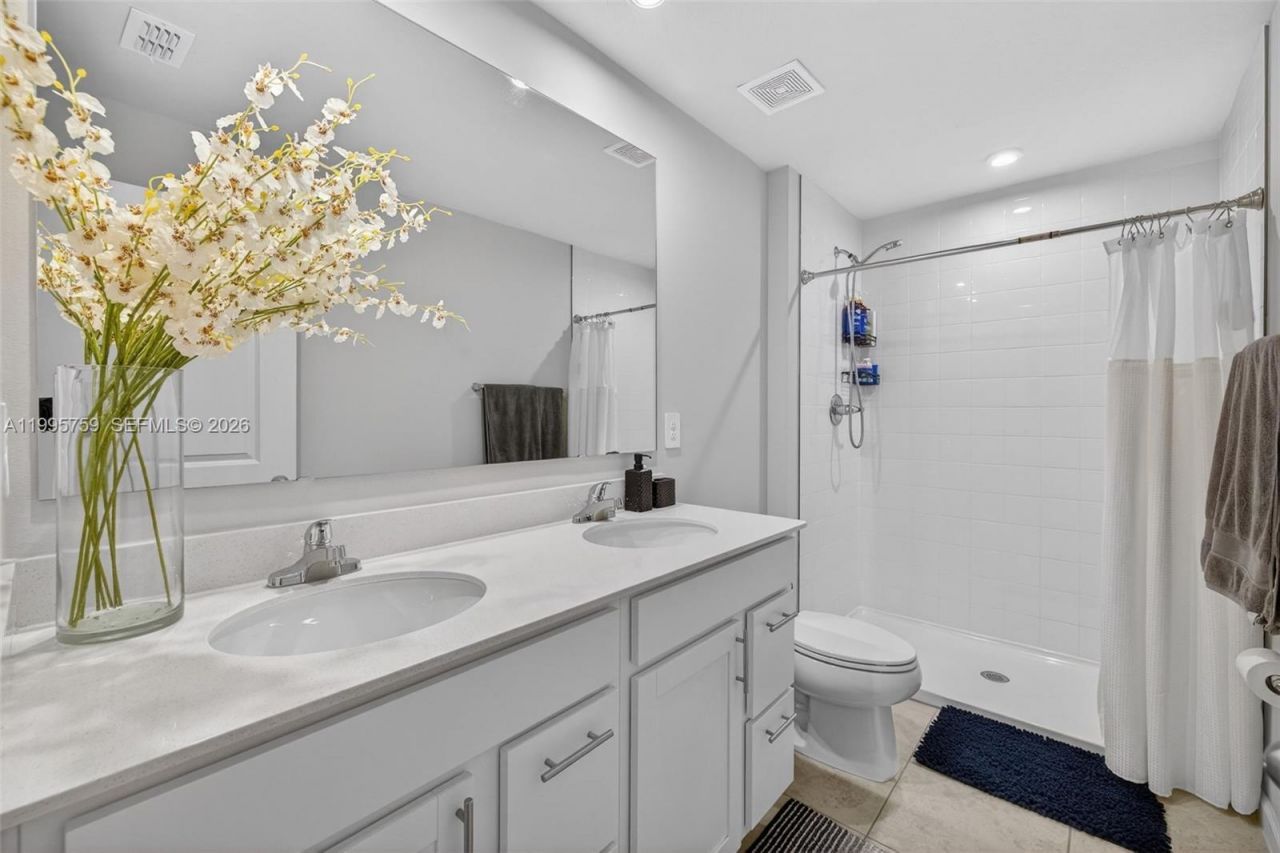 220 Raspberry Rd , Fort Pierce, FL 34981 Photo