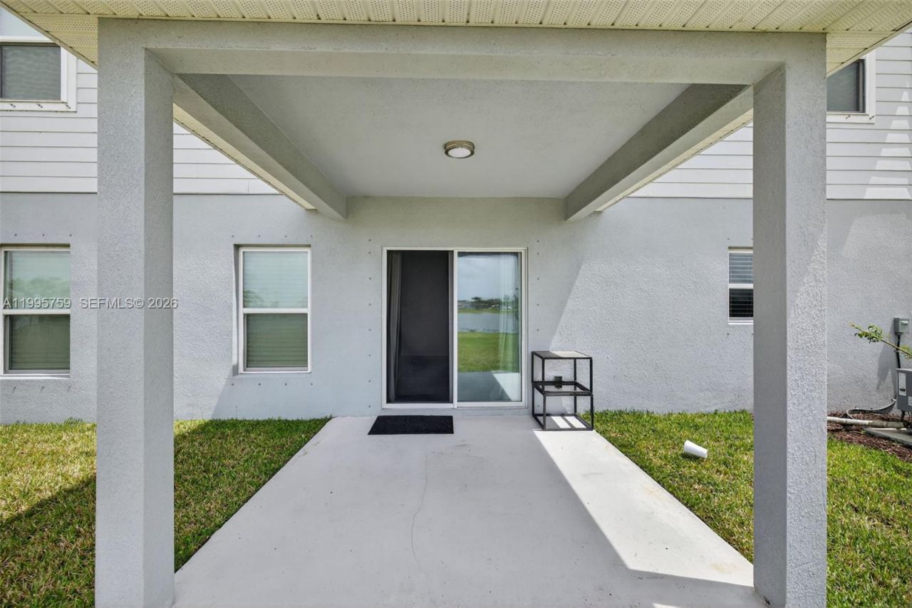 220 Raspberry Rd , Fort Pierce, FL 34981 Photo