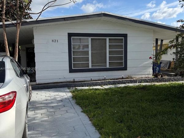 821 NE 6th St , Unit 2, Hallandale Beach, FL 33009