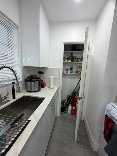 821 NE 6th St , Unit 2, Hallandale Beach, FL 33009 Photo