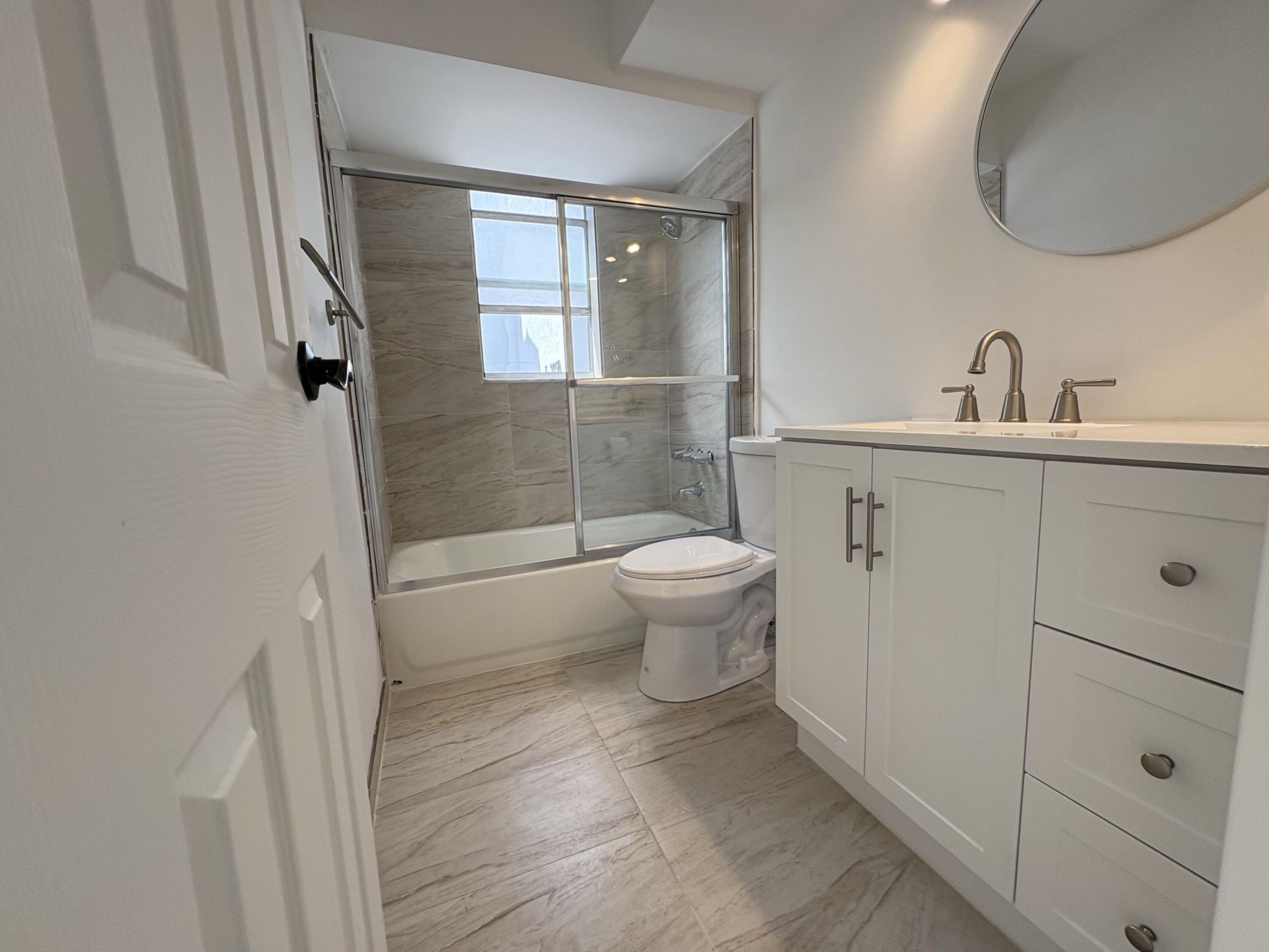 2850 Somerset Drive, Unit 208l, Lauderdale Lakes, FL 33311 Photo