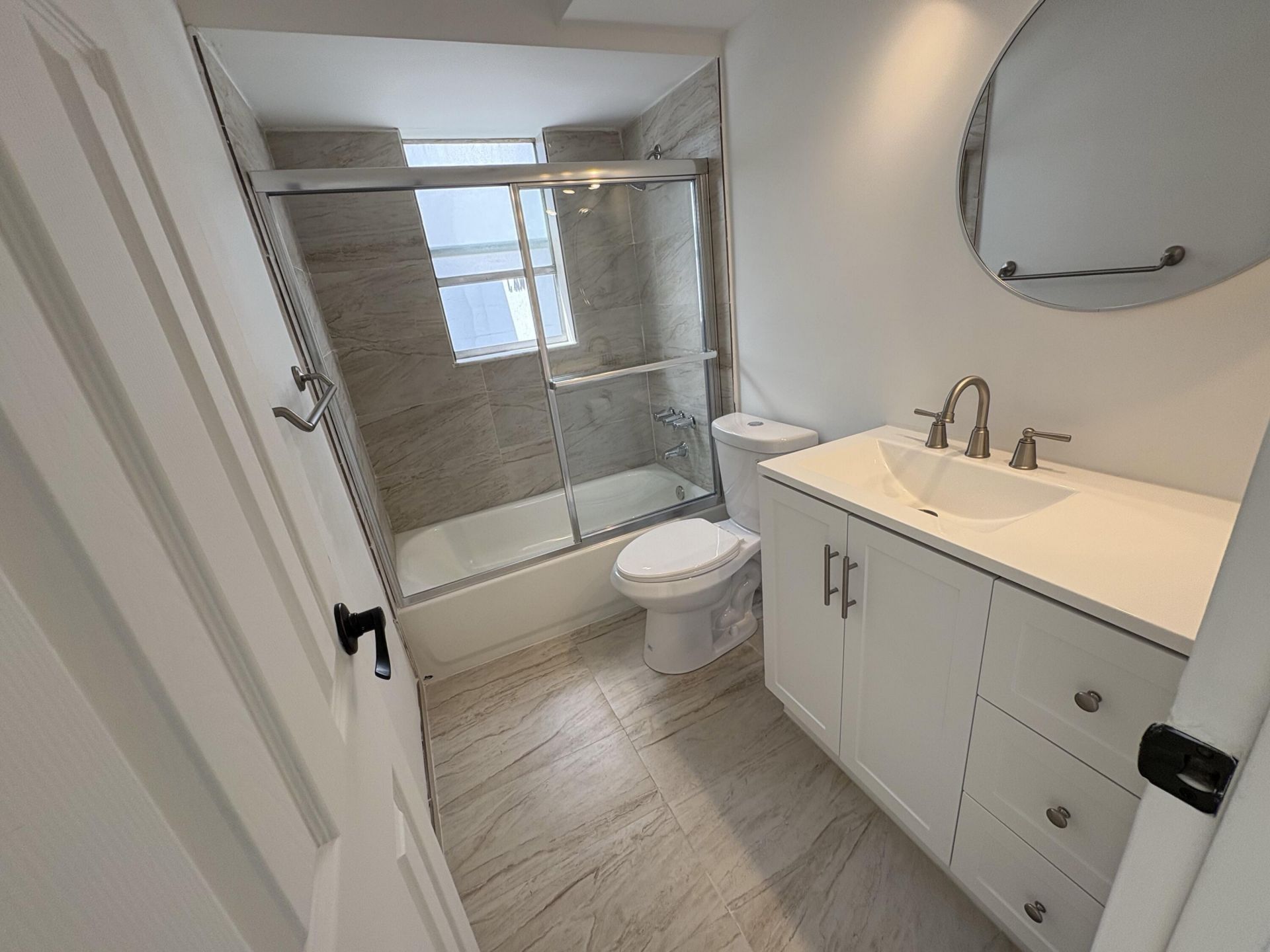 2850 Somerset Drive, Unit 208l, Lauderdale Lakes, FL 33311 Photo