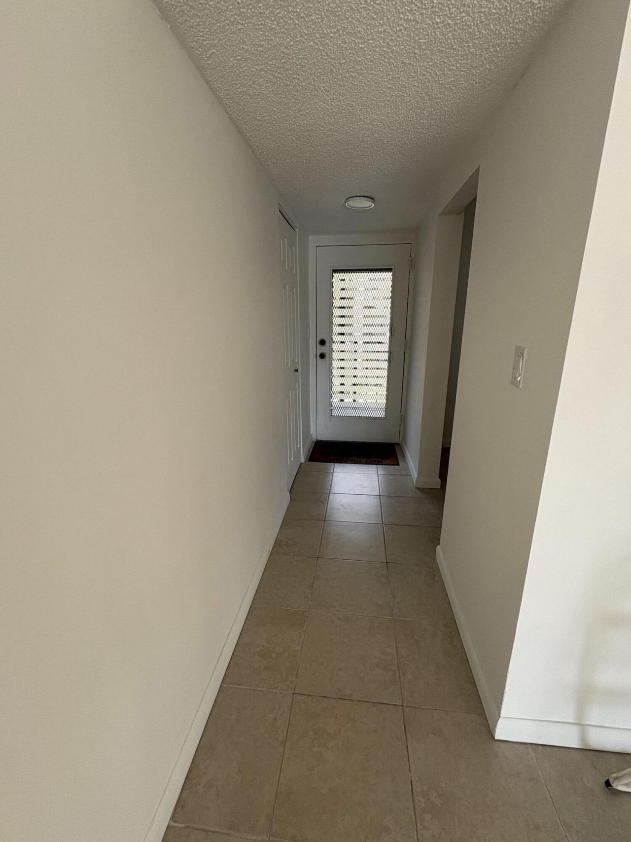 2850 Somerset Drive, Unit 208l, Lauderdale Lakes, FL 33311 Photo