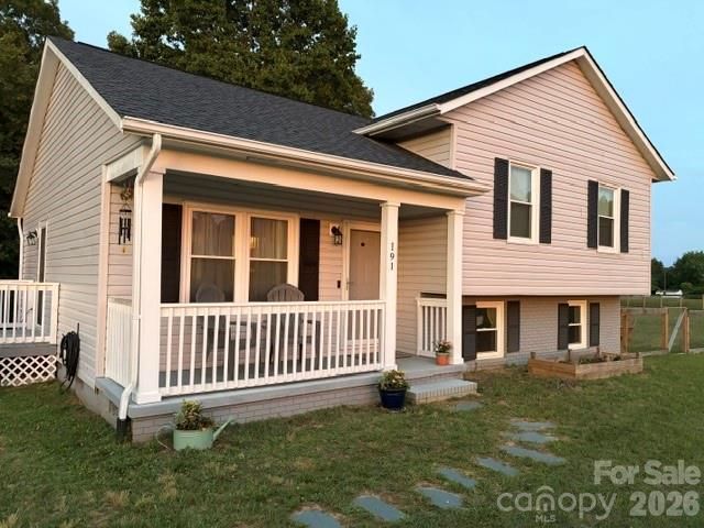 191 Celeste Eufola Road, Statesville, NC 28677 Main Photo