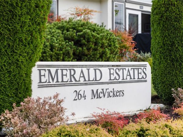 264 McVickers St , Unit 204, Parksville, BC V9N 2N5