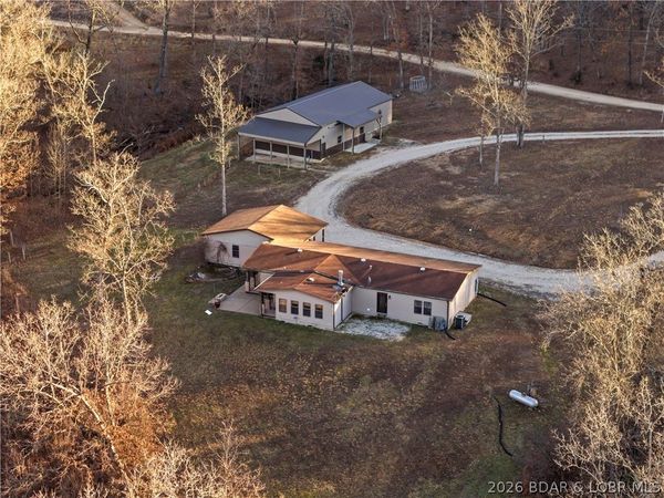 580 Burch Valley Road, Linn Creek, MO 65052