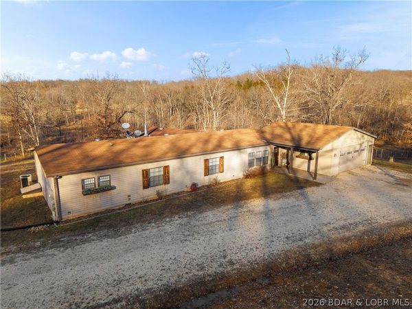580 Burch Valley Road, Linn Creek, MO 65052