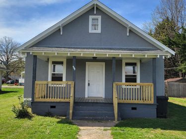 408 S Franklin Boulevard, Gretna, VA 24557