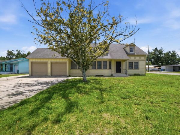 2513 16TH AVENUE W, BRADENTON, FL 34205