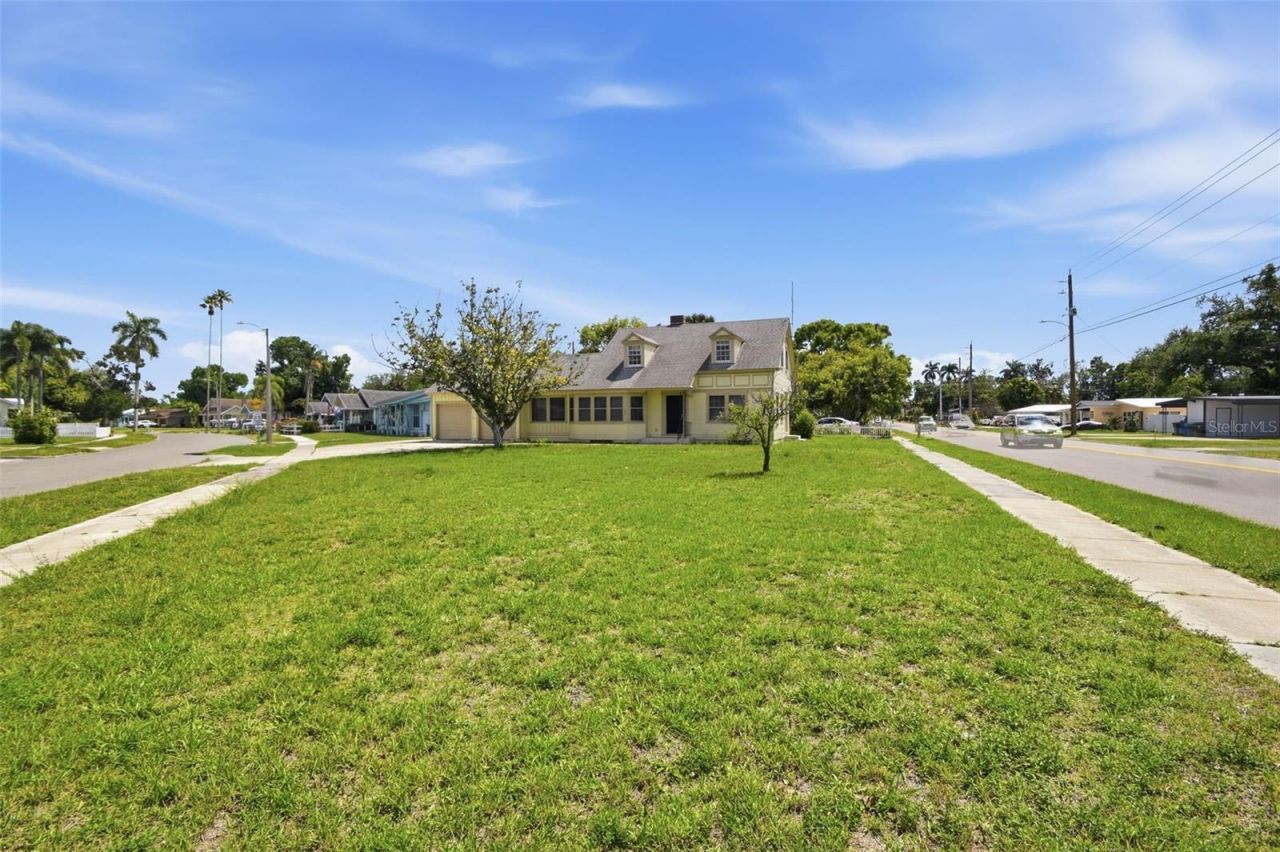 2513 16th Avenue W, Bradenton, FL 34205 Photo