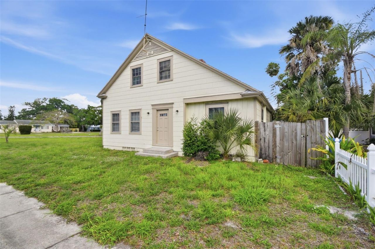 2513 16th Avenue W, Bradenton, FL 34205 Photo