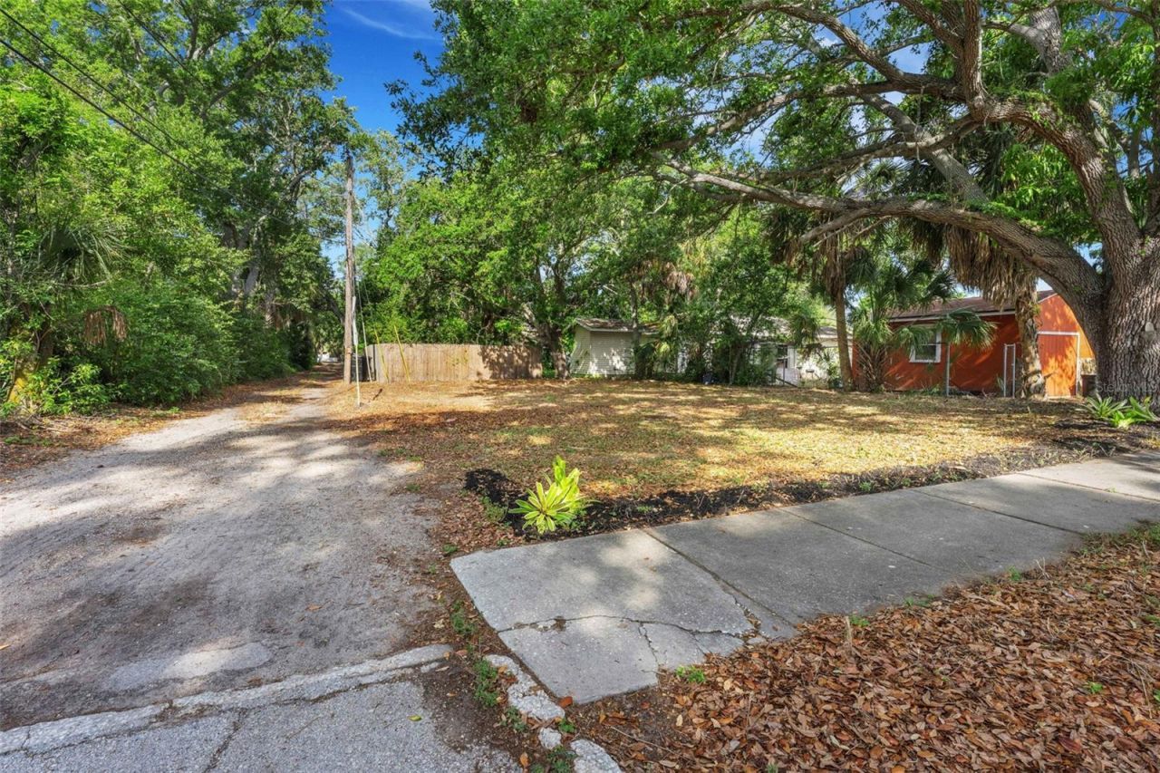 2715 5th Street S, Saint Petersburg, FL 33705 Photo