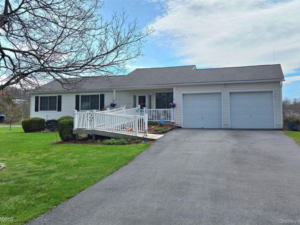 5 Meadow Court, Staatsburg, NY 12580