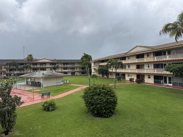 5300 Washington Street, Hollywood, FL 33021