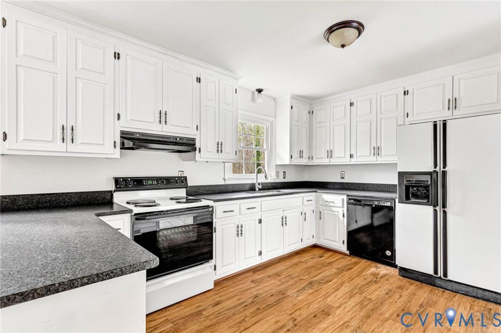 9107 Mossybrook Road Mechanicsville, VA 23116