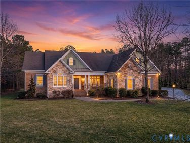 12713 Dell Hill Court , Chester, VA 23831