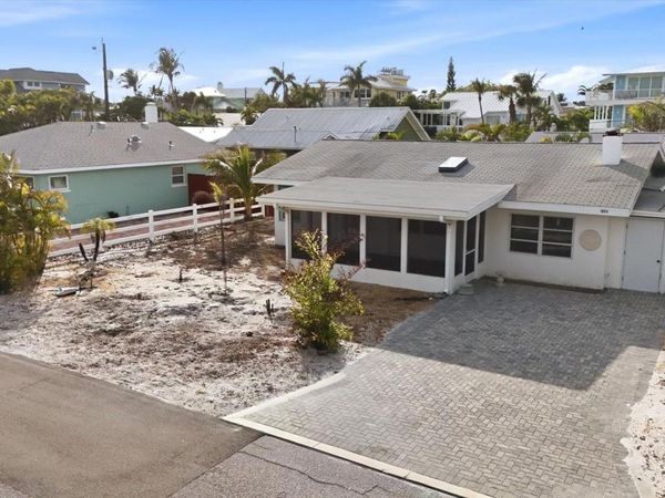 114 78TH STREET , HOLMES BEACH, FL 34217