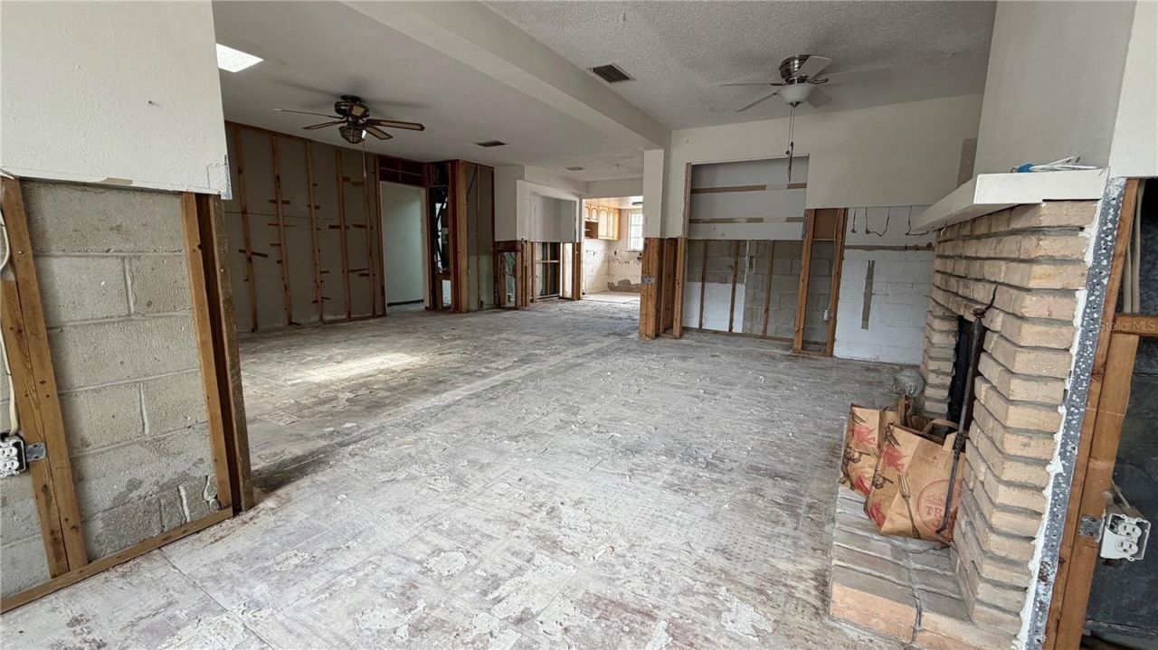 114 78th Street, Holmes Beach, FL 34217 Photo