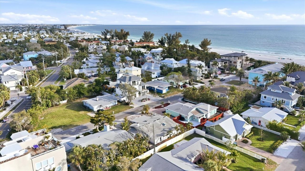 114 78th Street, Holmes Beach, FL 34217 Photo