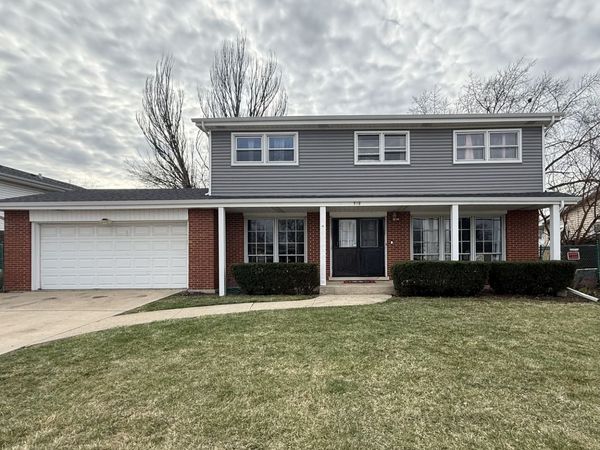 510 S Mount Prospect Road, Des Plaines, IL 60016