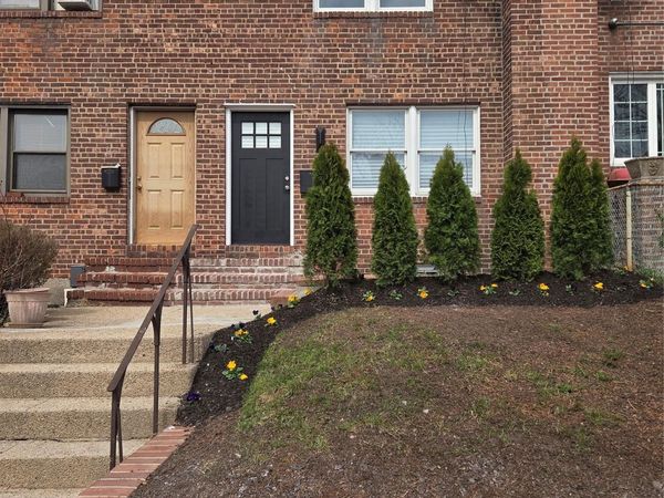 216-07 115th Terrace, Cambria Heights, NY 11411