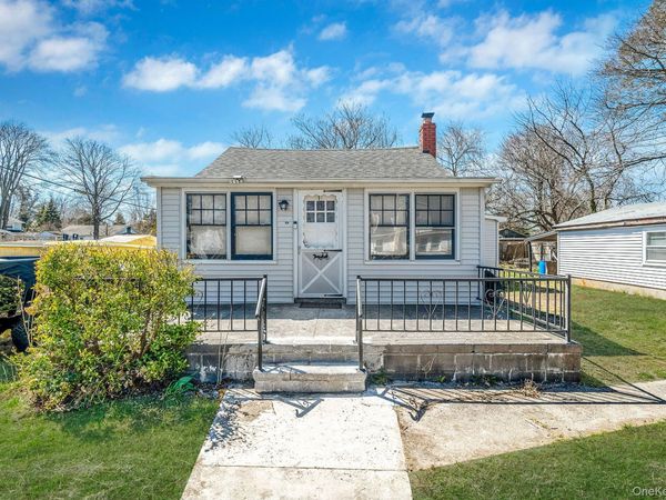 2 Roberts Avenue, Mastic Beach, NY 11951